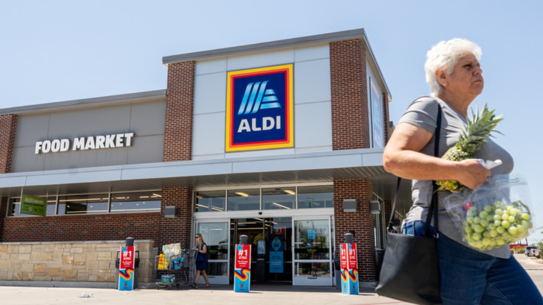 Its officialAldi will revamp its product design and open more than 200 stores by 2026 - Unin Rayo 1 aldi changes products label